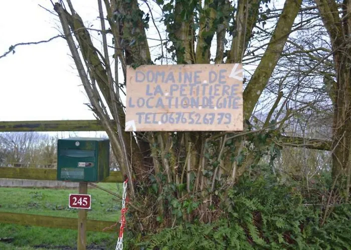 Du Domaine De La Petitiere Lägenhet